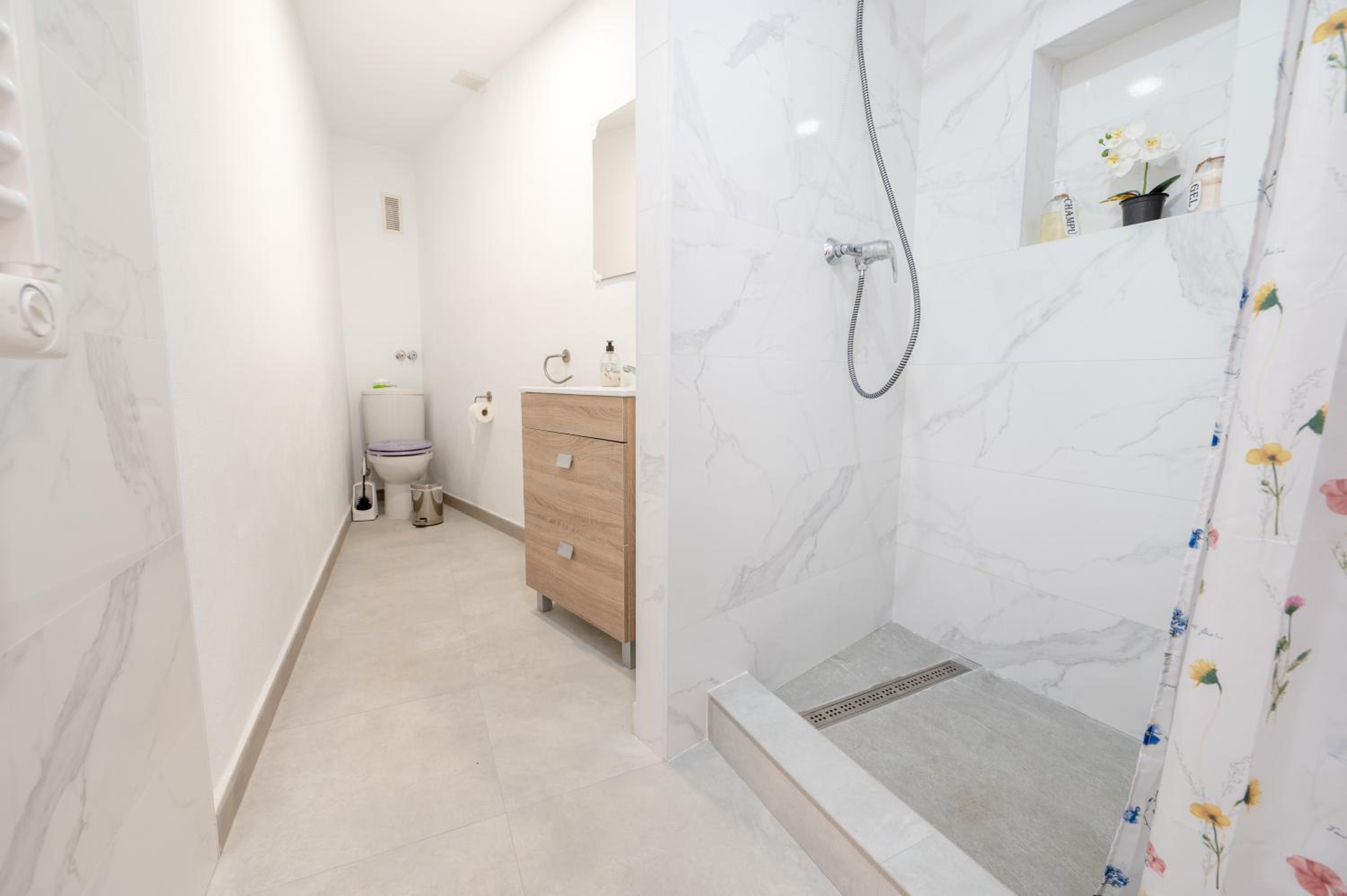 Casa "La Gata Azul" con jardín privado view 4