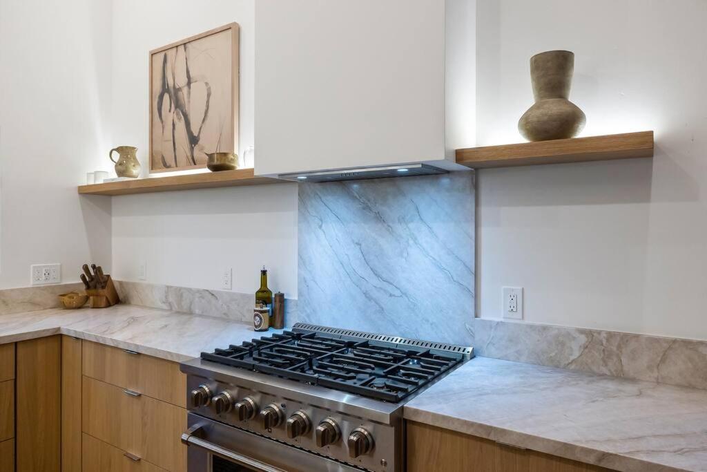 Lux Woodside Haven- A Prescott Retreat