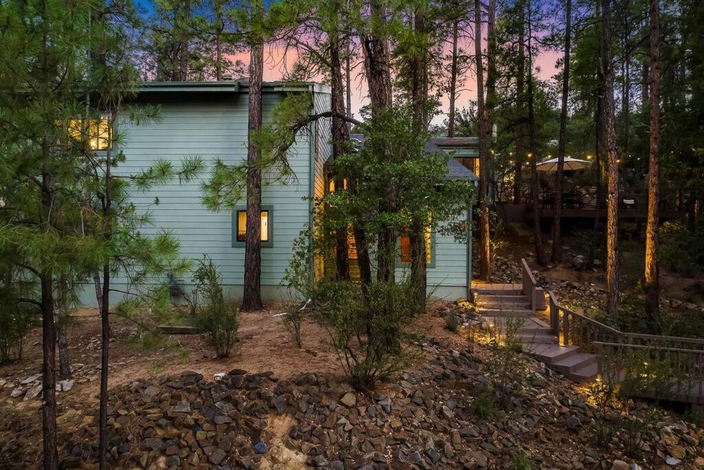 Lux Woodside Haven- A Prescott Retreat