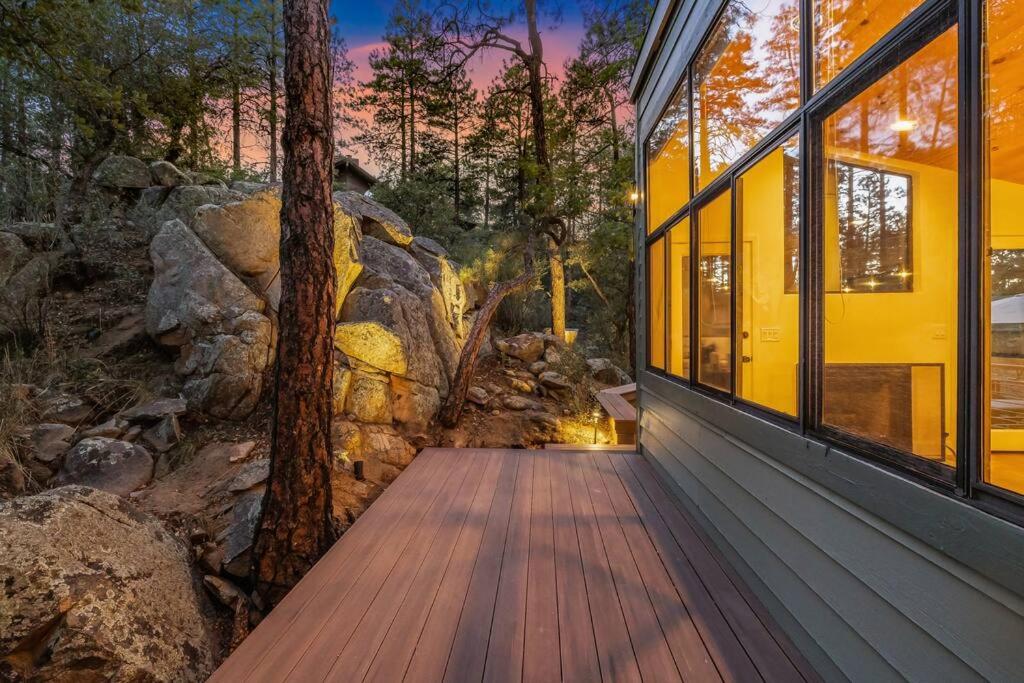Lux Woodside Haven- A Prescott Retreat