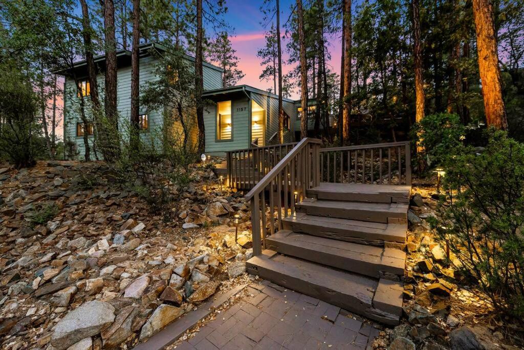 Lux Woodside Haven- A Prescott Retreat