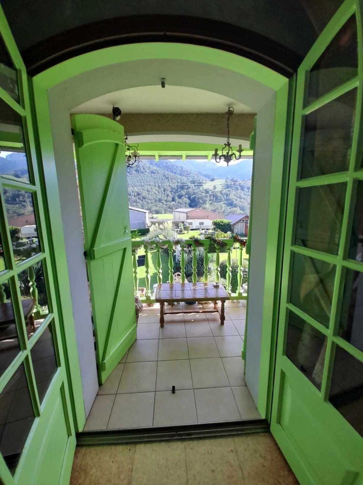 balcony