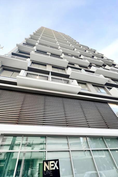 Flat Novo, com localização privilegiada.