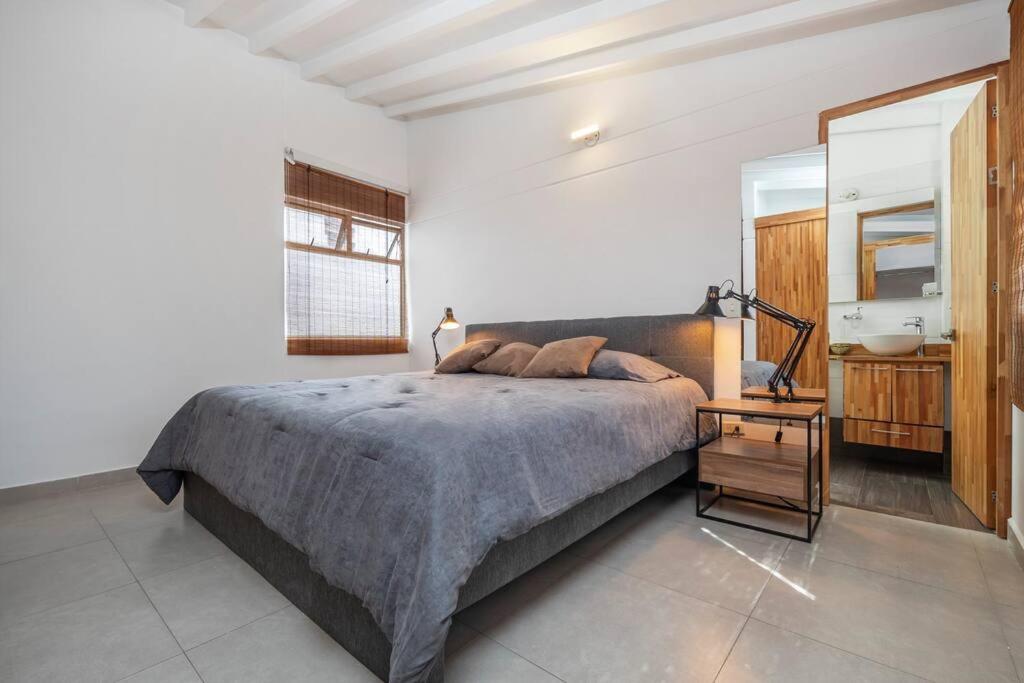 Rooftop apartment