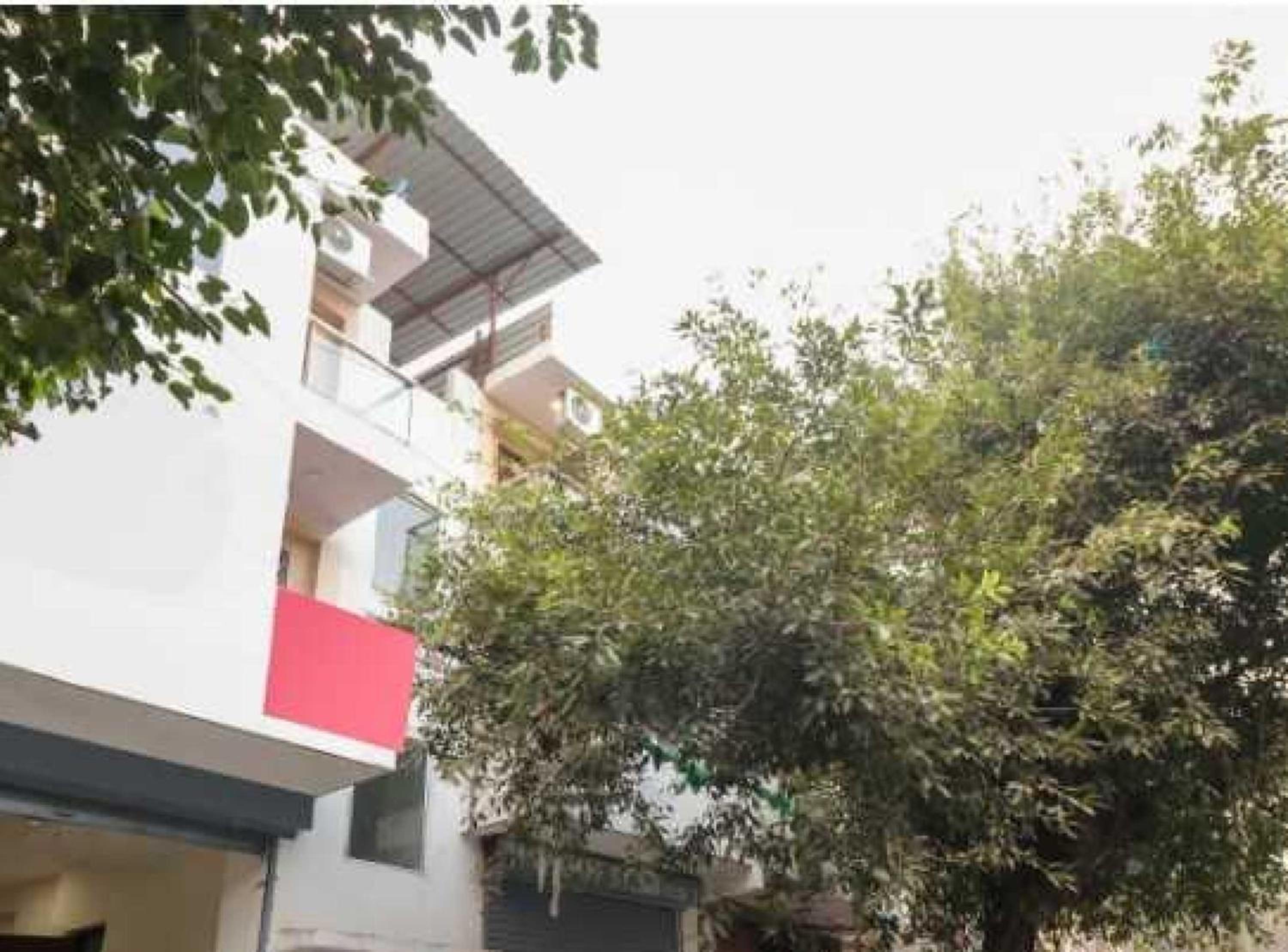 Hotel O Leisurrestay