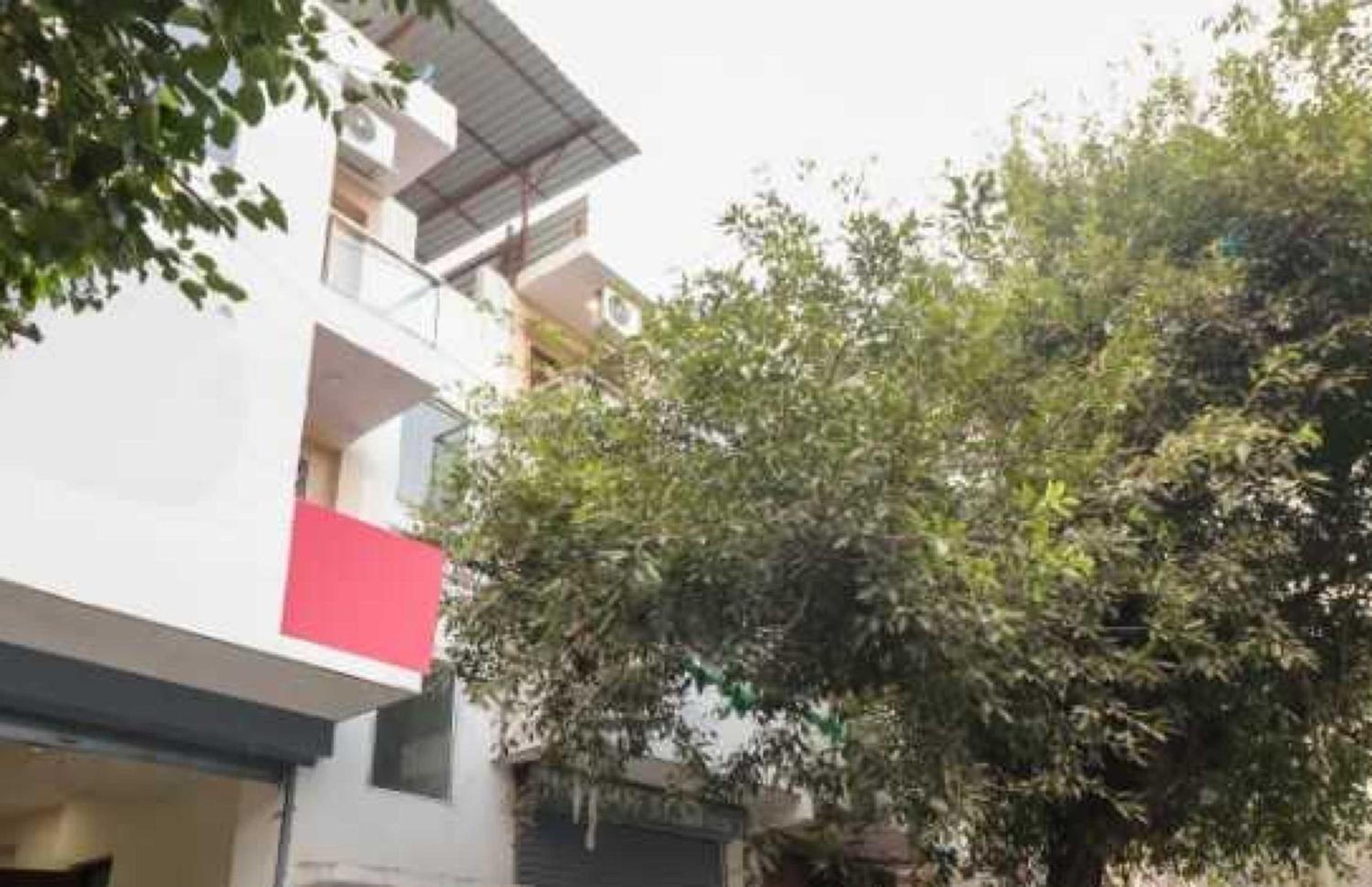 Hotel O Leisurrestay