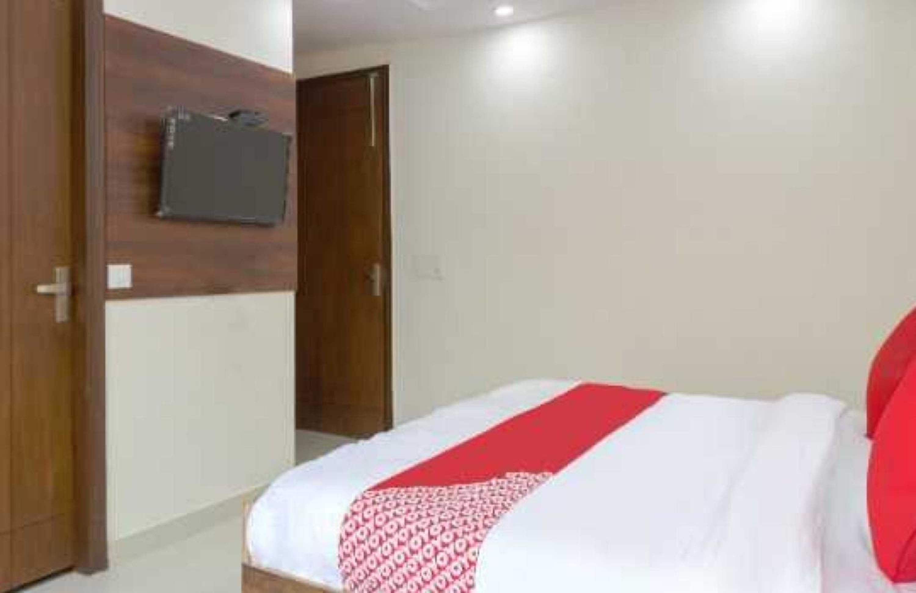 Hotel O Leisurrestay