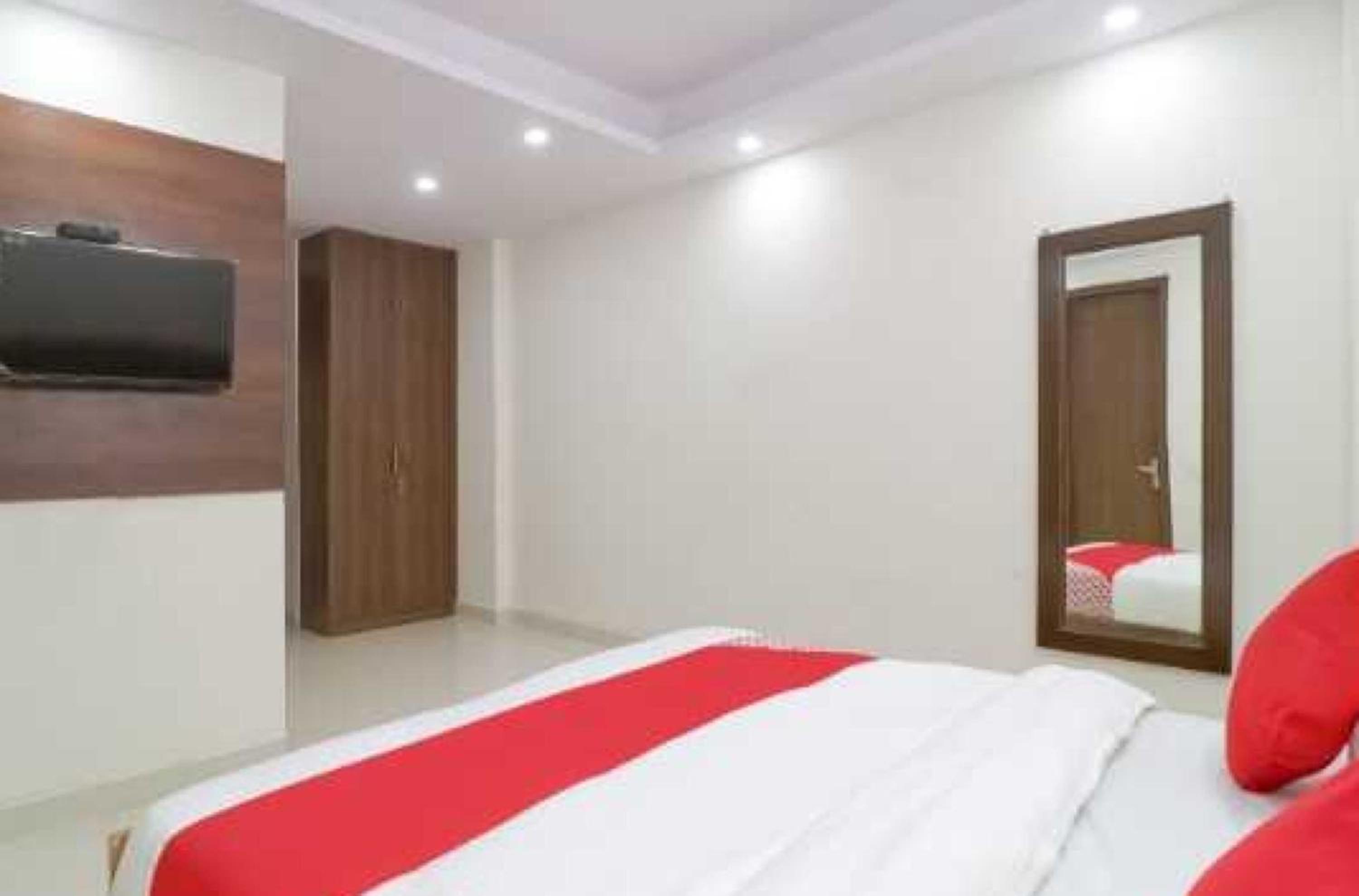 Hotel O Leisurrestay