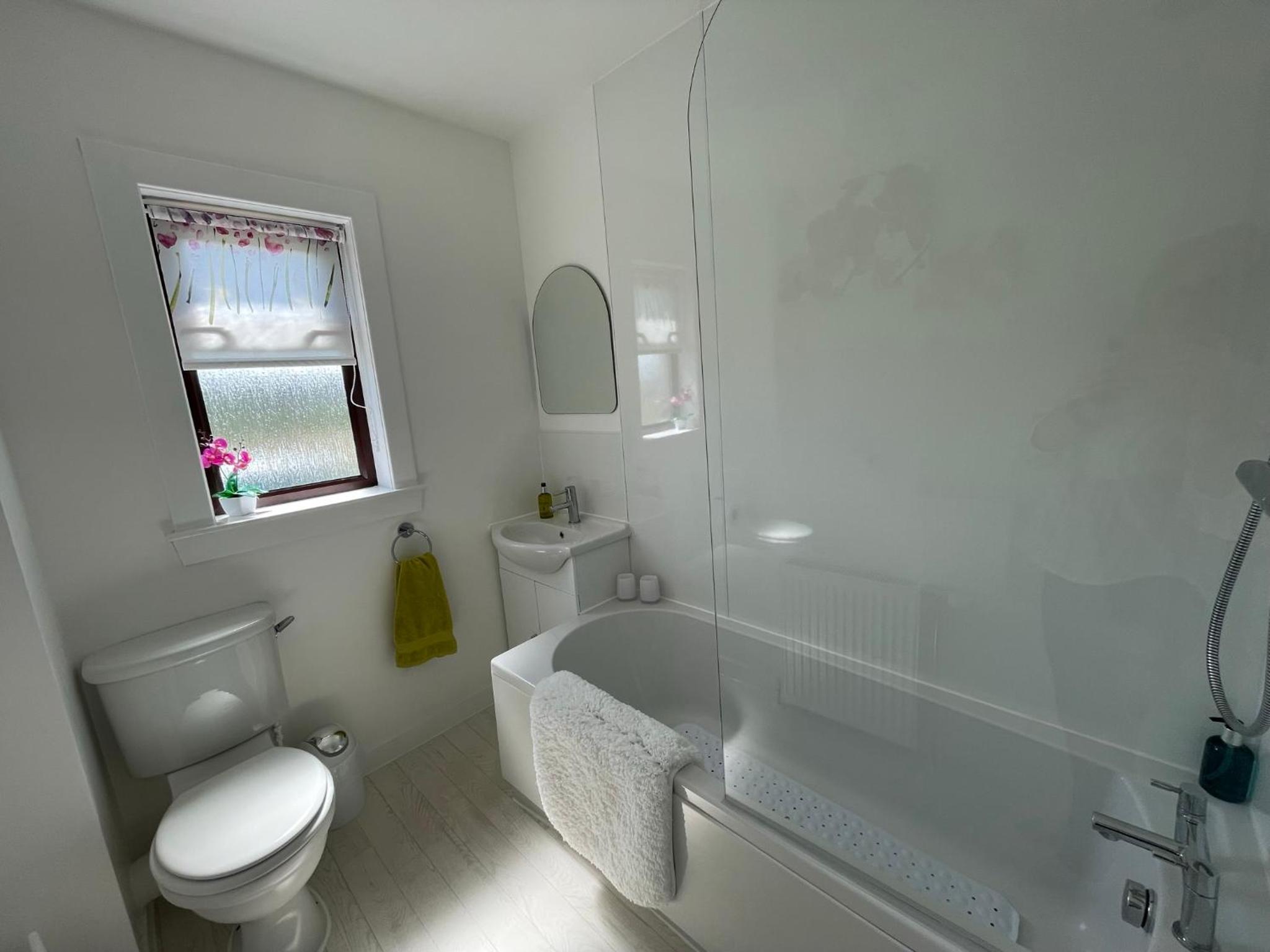 Self Catering house with lovely sea views, 44 Back view 2