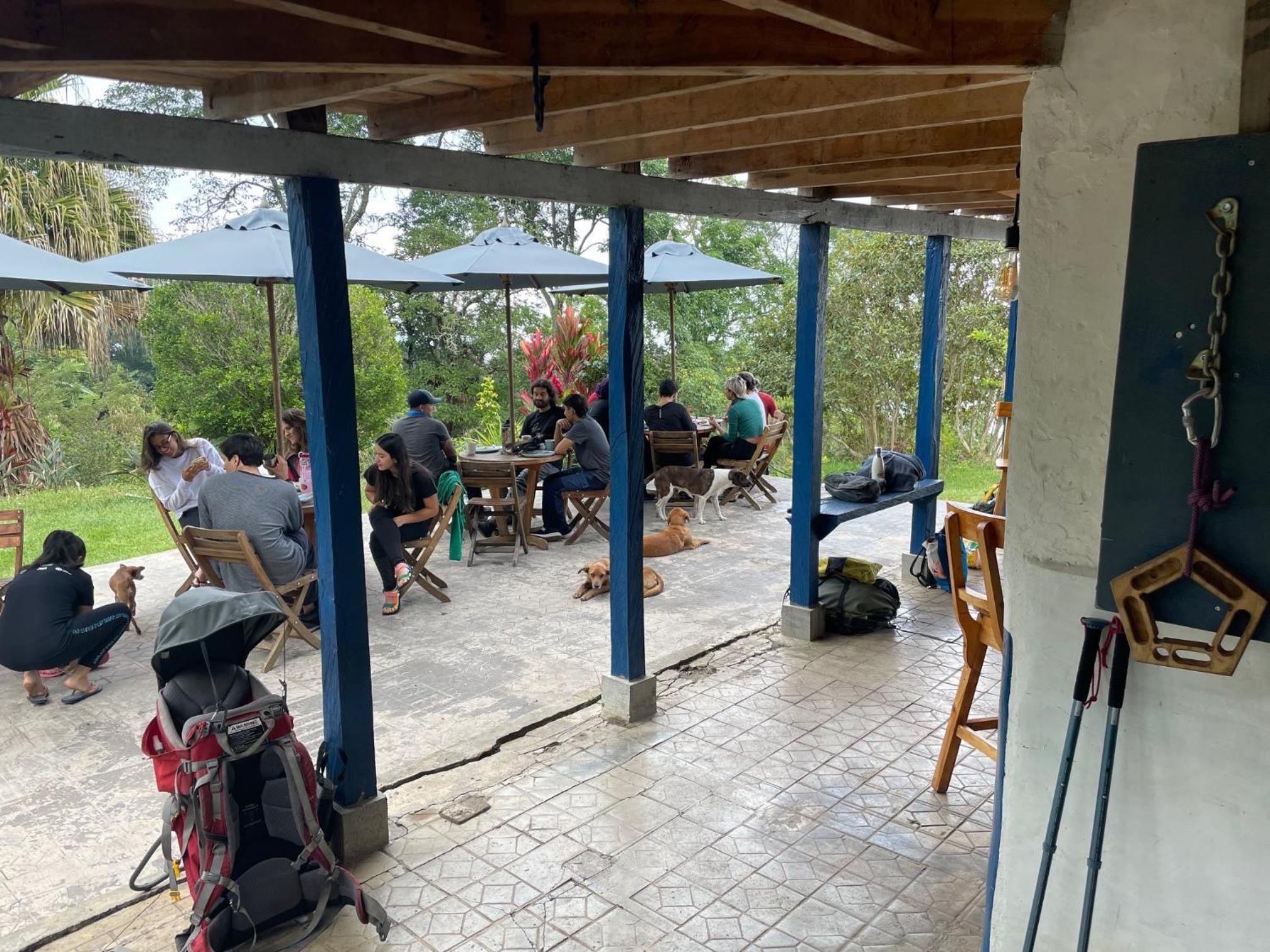La Peña Abejorral - Hostal de Aventura