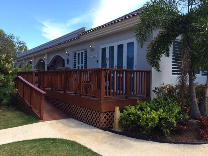 Vacay Villa Sleeps 35 view 4