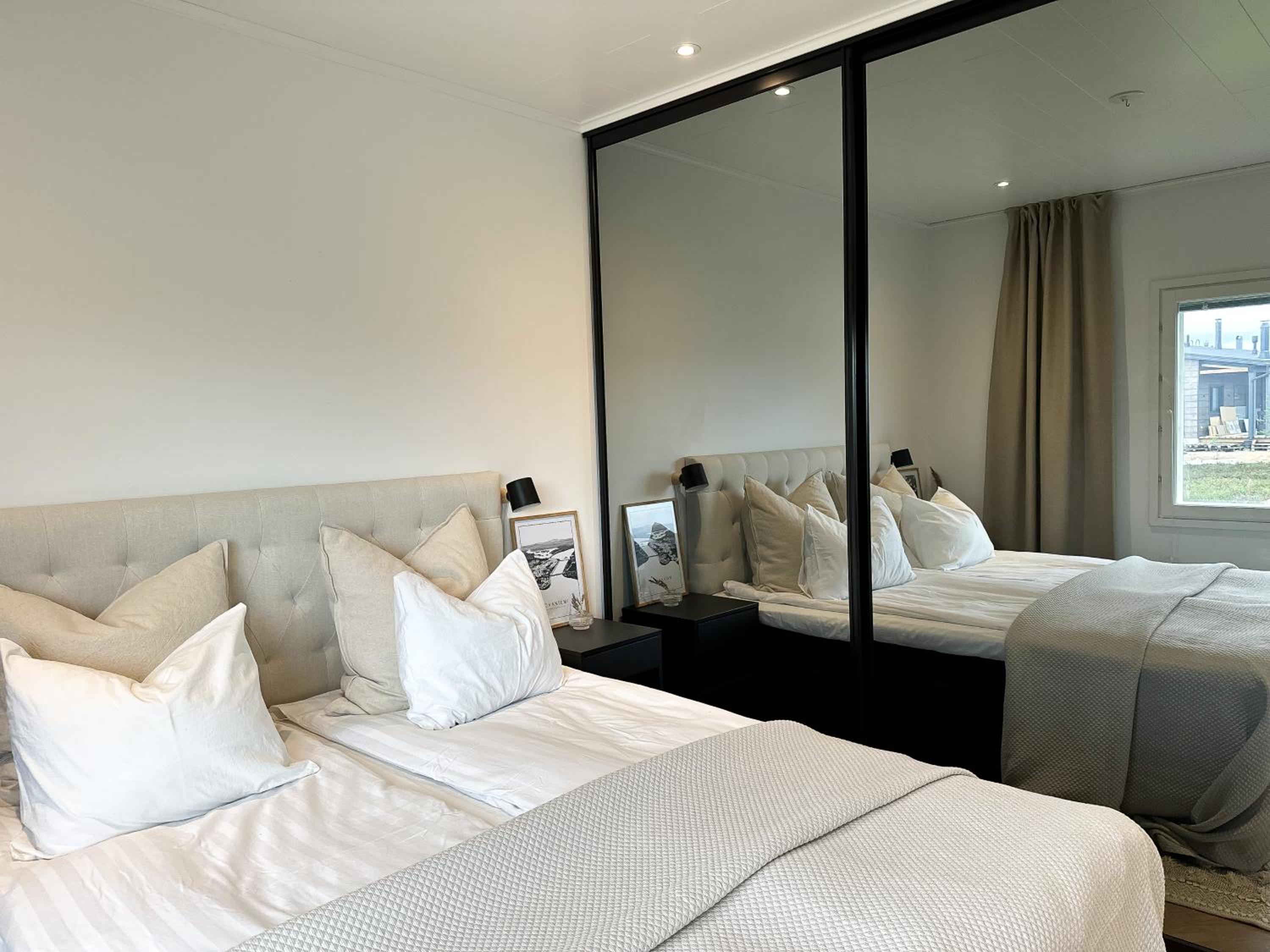 Snow Heaven Suites By BookLapland
