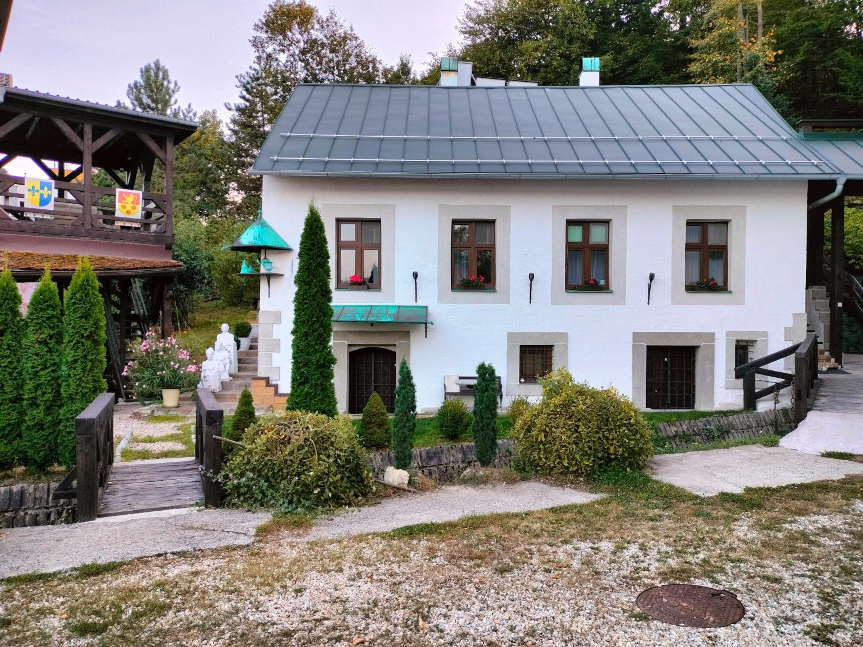 Paracelsus house