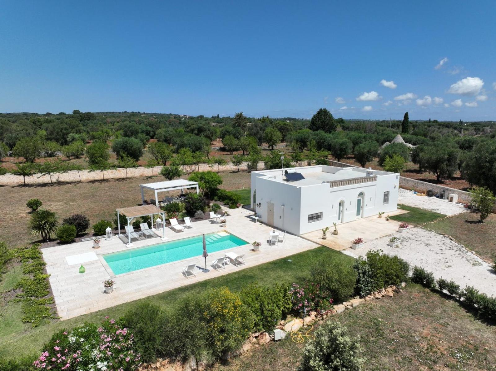 Lamia Petricore Ostuni view 2