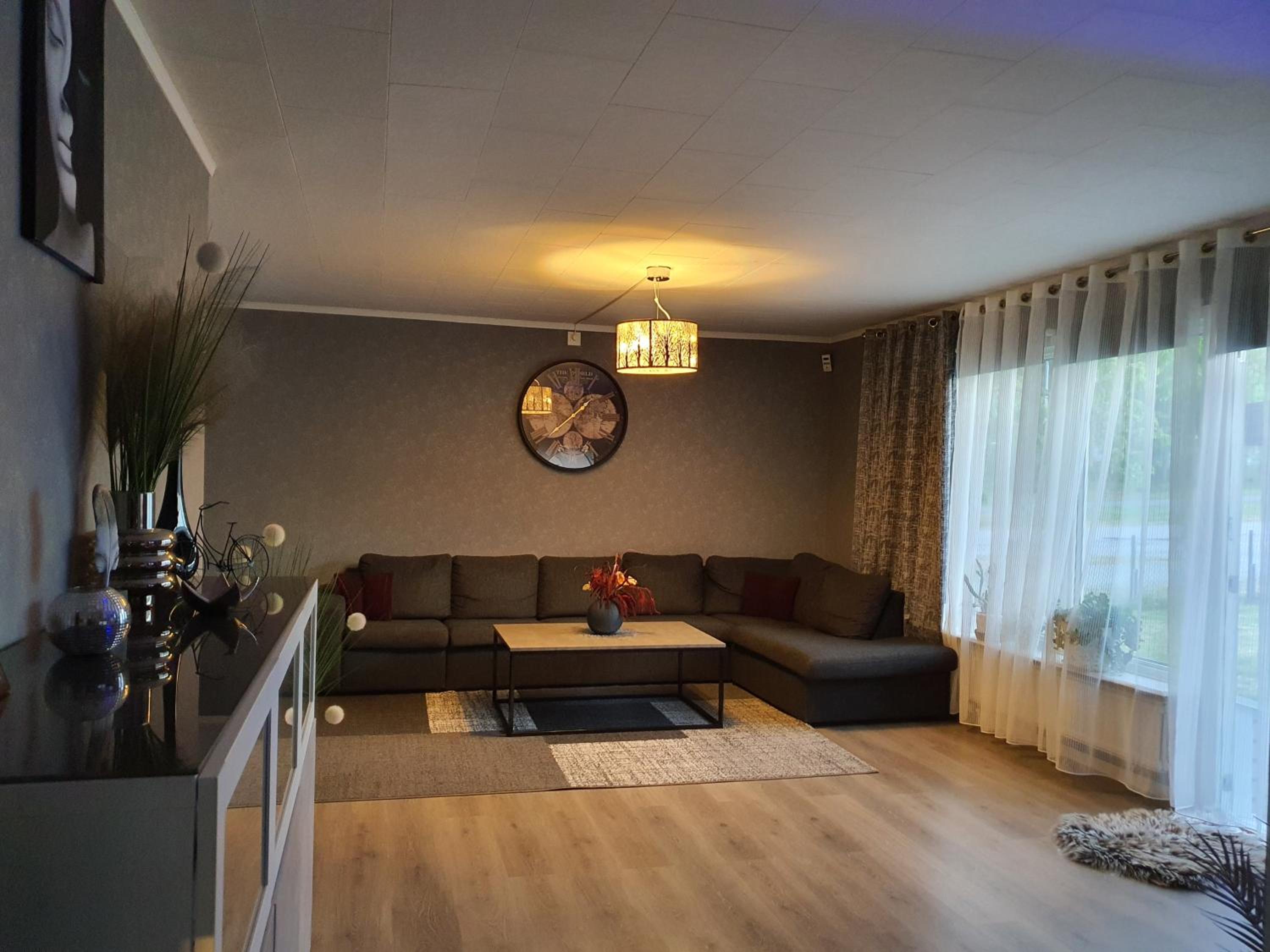 Villa for 10 persons with massage chair, sauna, billiard table and free electric vehicle station for electric cars