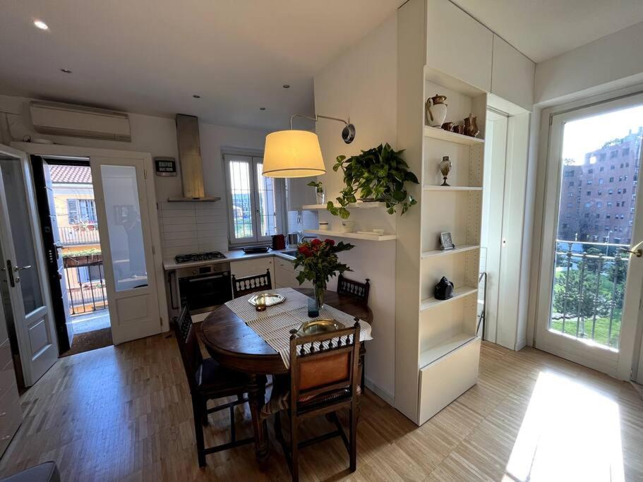 Sotto il bosco Verticale house