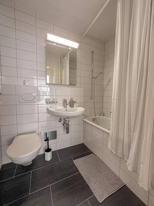 Modern 2-Bedroom Apartment in City Centre