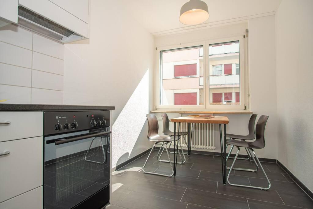 Modern 2-Bedroom Apartment in City Centre