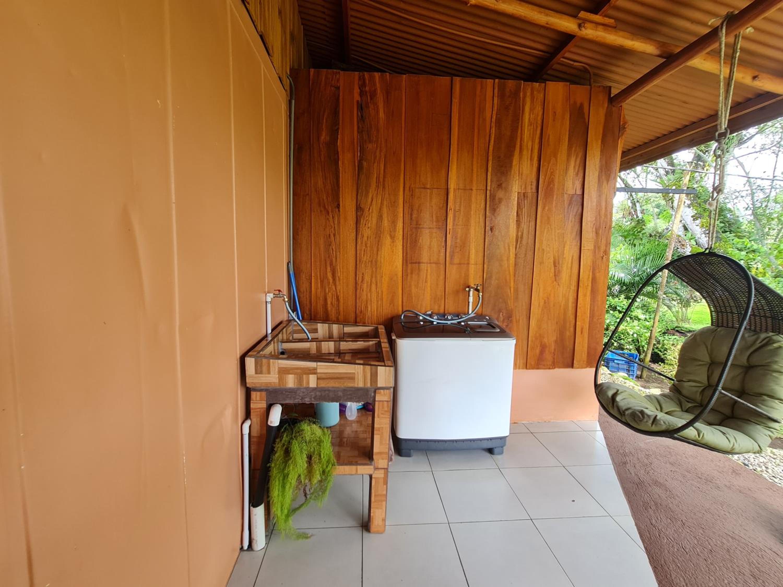 Cabin in La Fortuna : Ceiba Eco Container