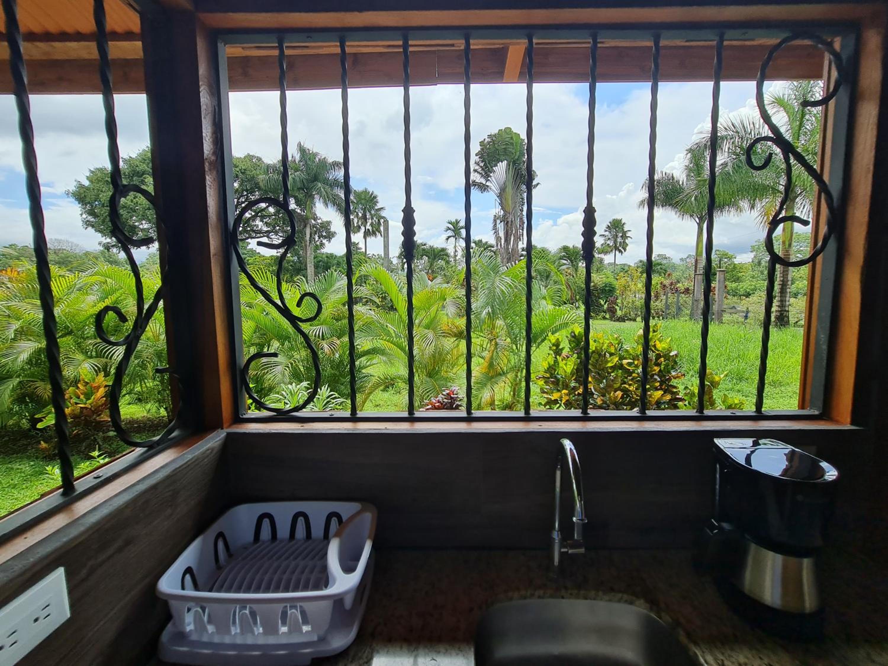 Cabin in La Fortuna : Ceiba Eco Container