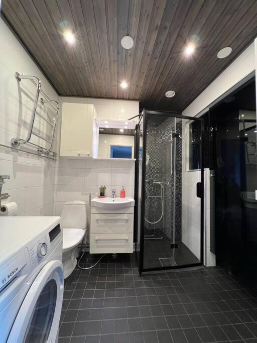 Aurora Apartment 2BDR wSauna