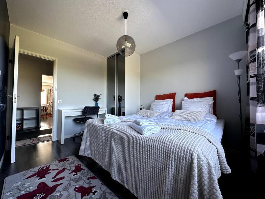 Aurora Apartment 2BDR wSauna