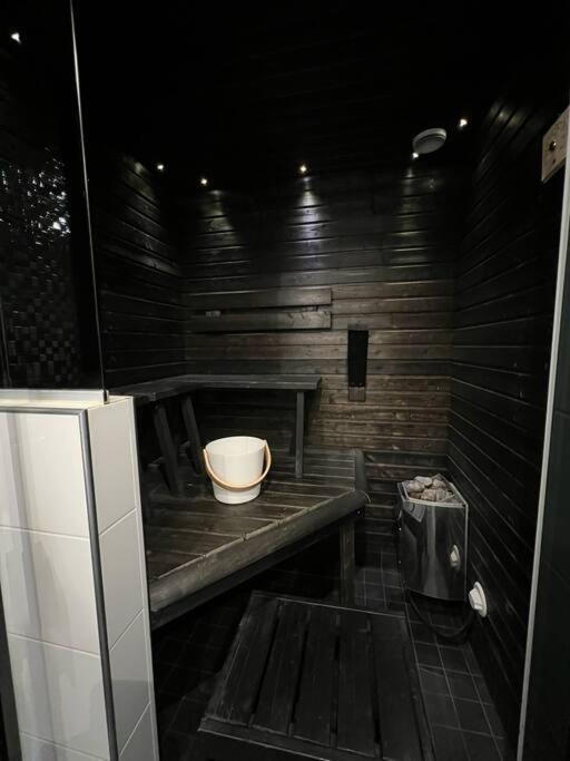 Aurora Apartment 2BDR wSauna