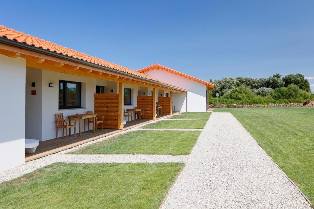Apartamentos Aronces