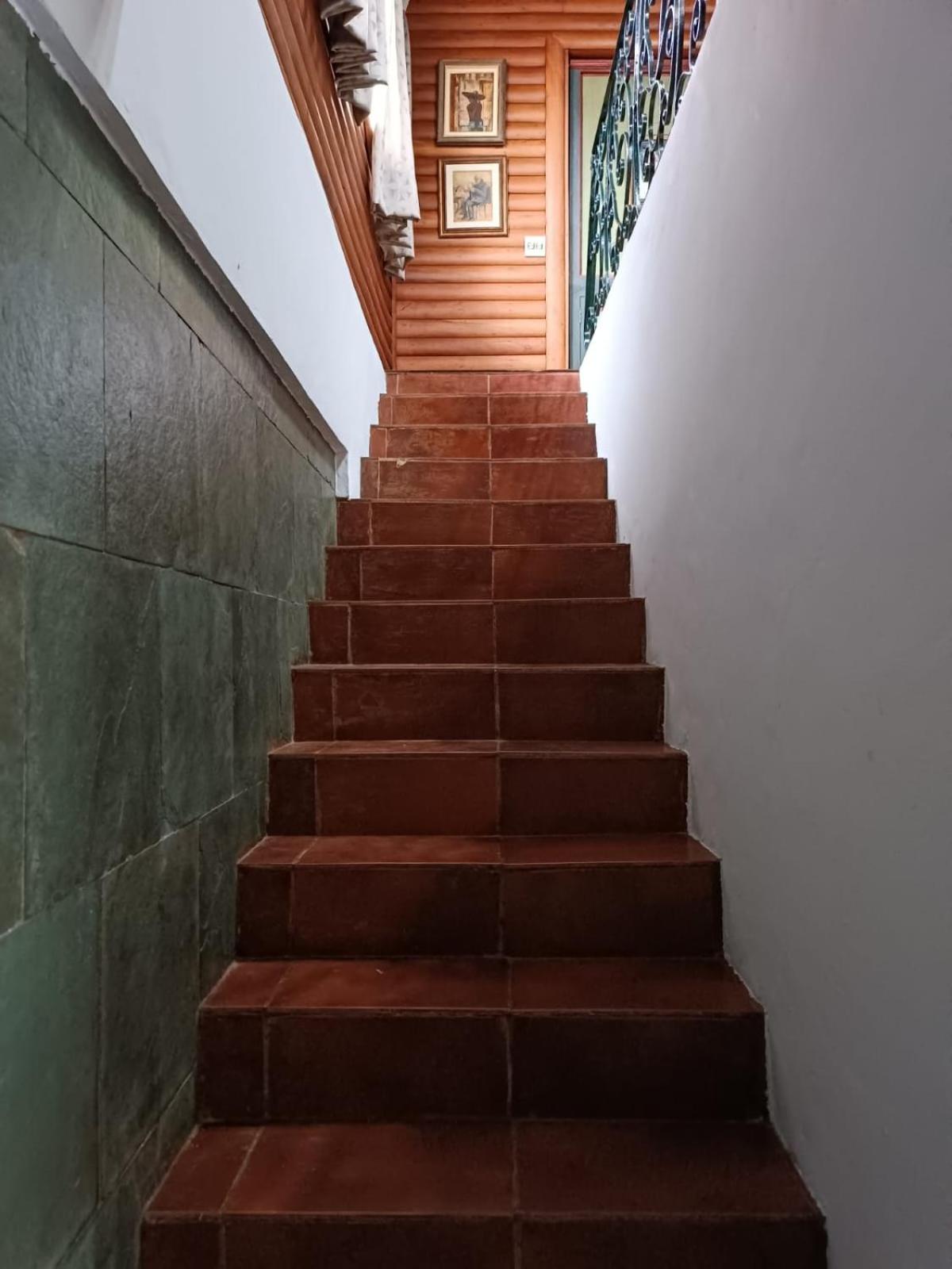 Casa de Campos do Jordao no alto da Vila Inglesa com vista maravilhosa