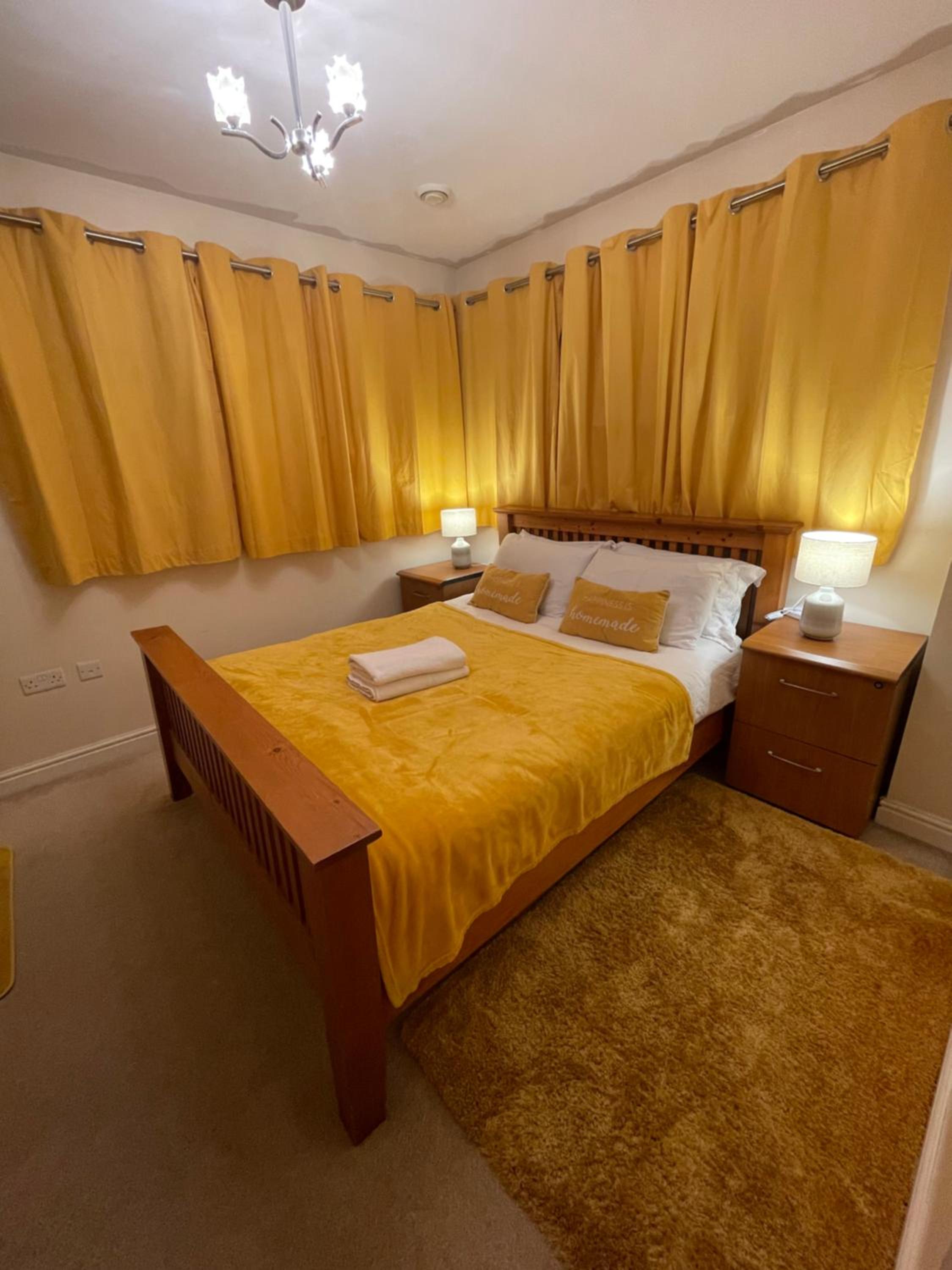 Holiday Home In Cardiff. Sleeps 6 view 3