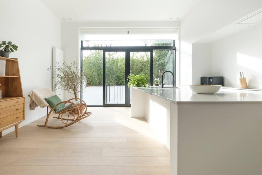 Spacious 1-bedroom duplex in Uccle!
