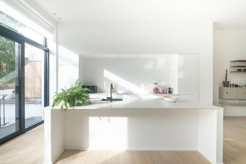 Spacious 1-bedroom duplex in Uccle!