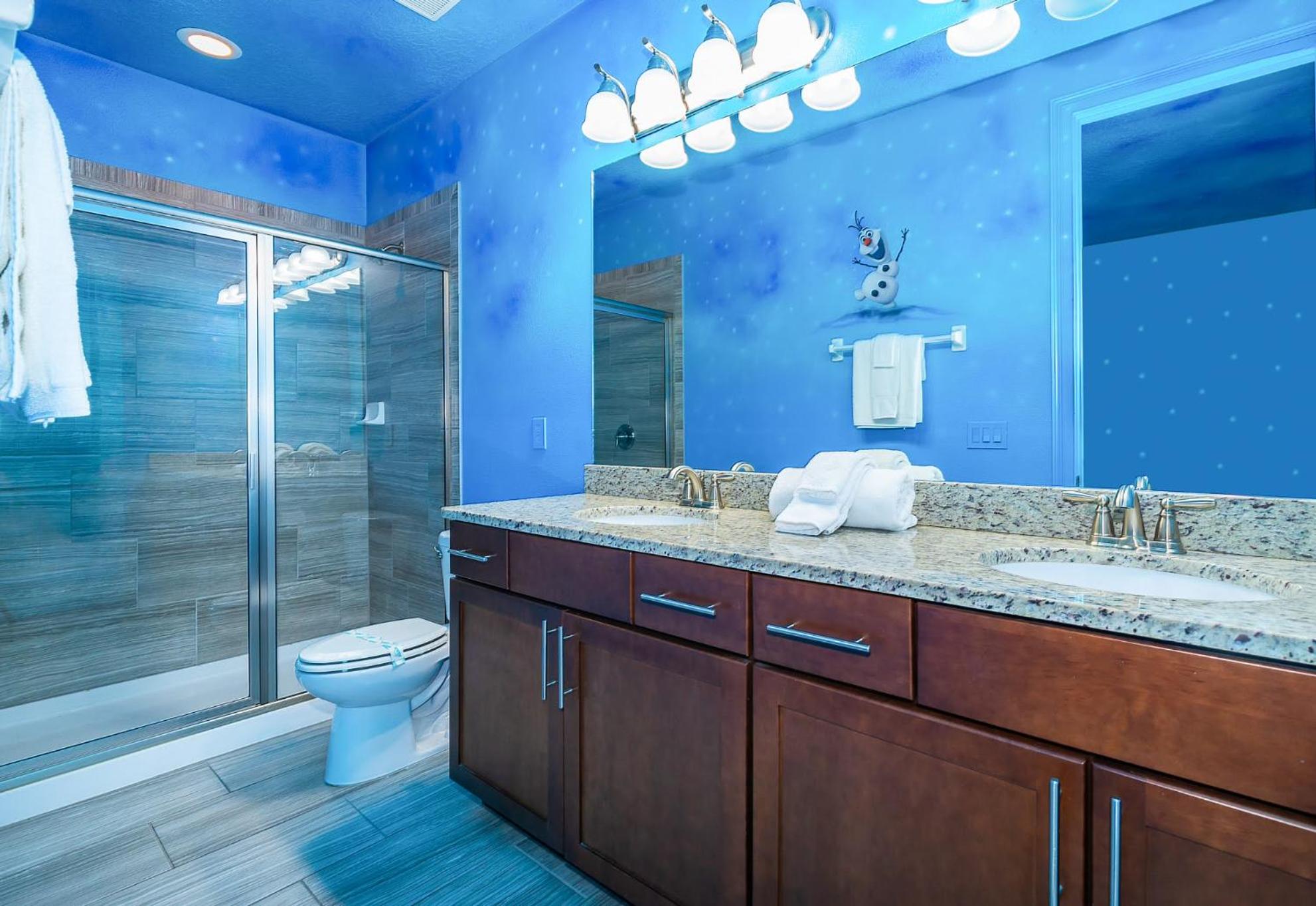 EPIC Disney 10Min Retreat, 8BR Resort Villa and Arcade