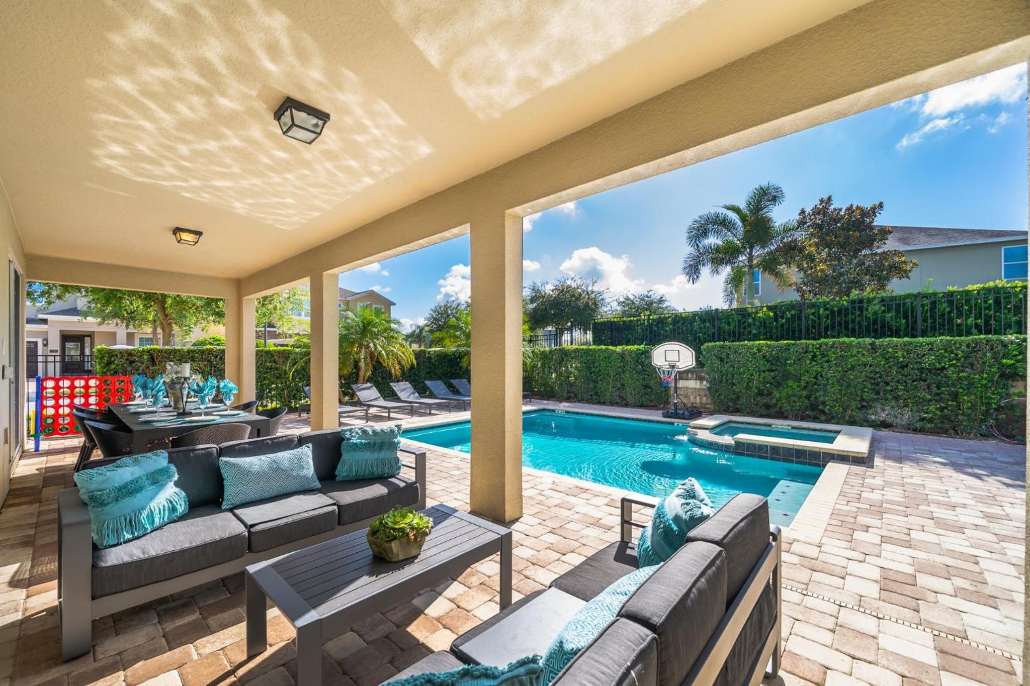 EPIC Disney 10Min Retreat, 8BR Resort Villa and Arcade