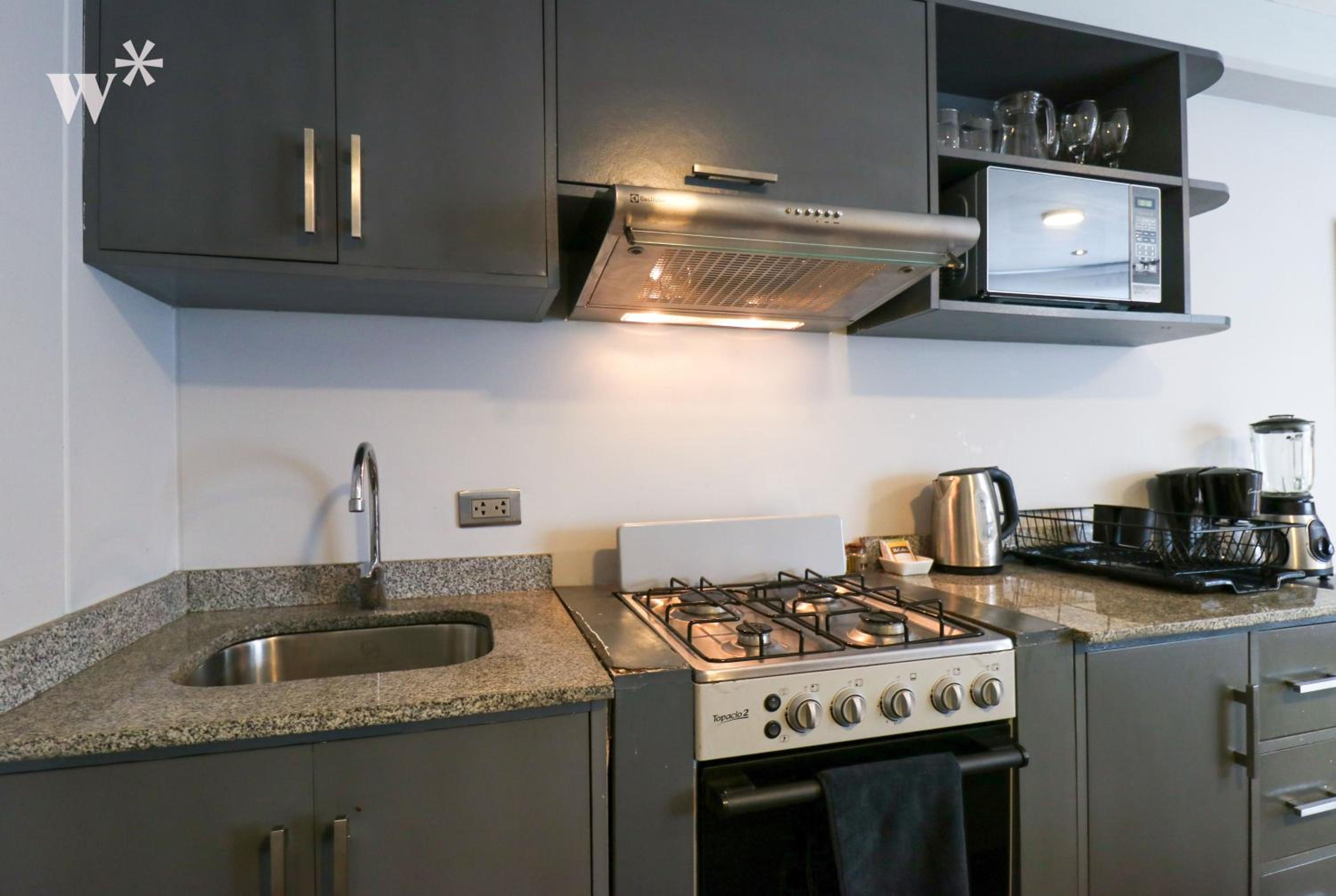 Barranco Suites 3BR Near Malecon By Wynwood House