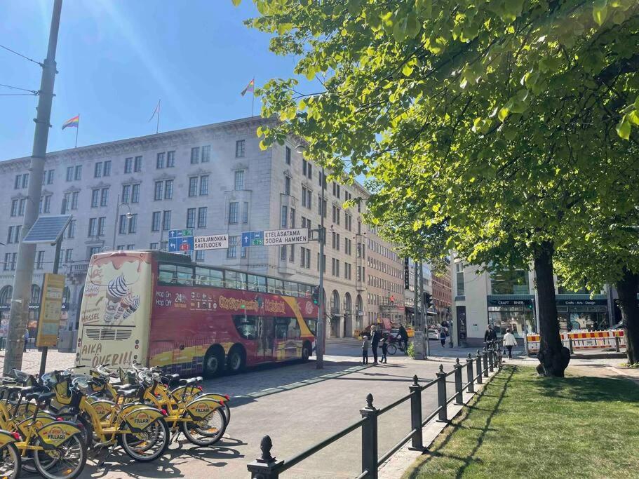 Central lux location, self check-in, ensuite with full kitchen view 4