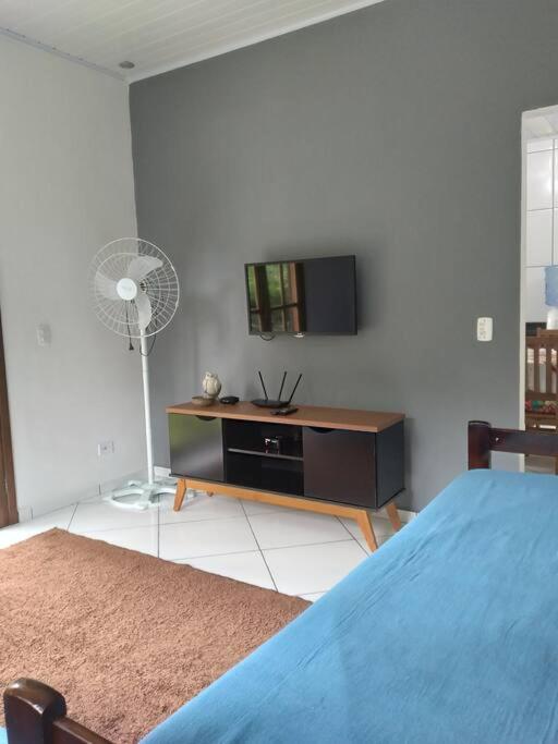 Recanto da Margo 2, casa com acesso a cachoeira até 10 pessoas