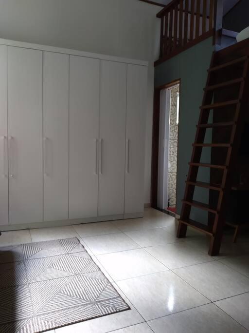 Recanto da Margo 2, casa com acesso a cachoeira até 10 pessoas