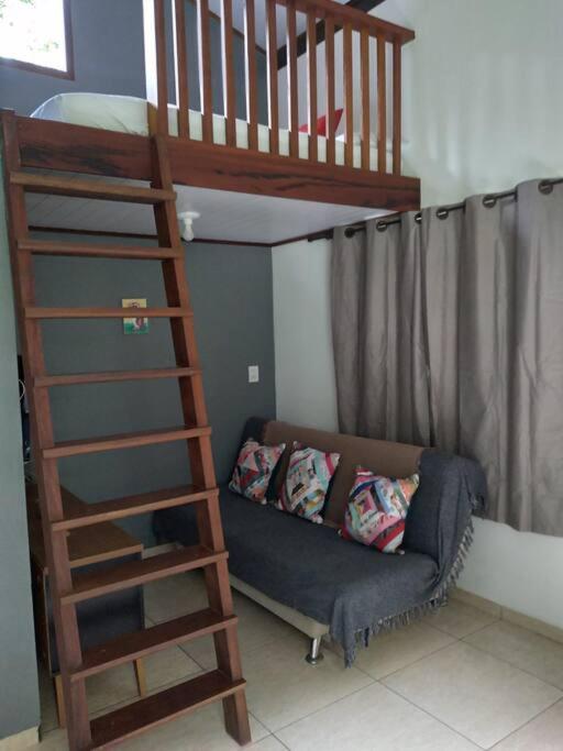 Recanto da Margo 2, casa com acesso a cachoeira até 10 pessoas