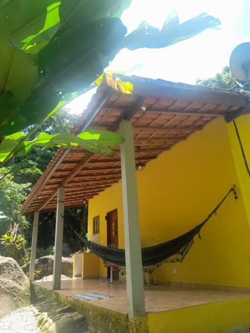 Recanto da Margo 2, casa com acesso a cachoeira até 10 pessoas