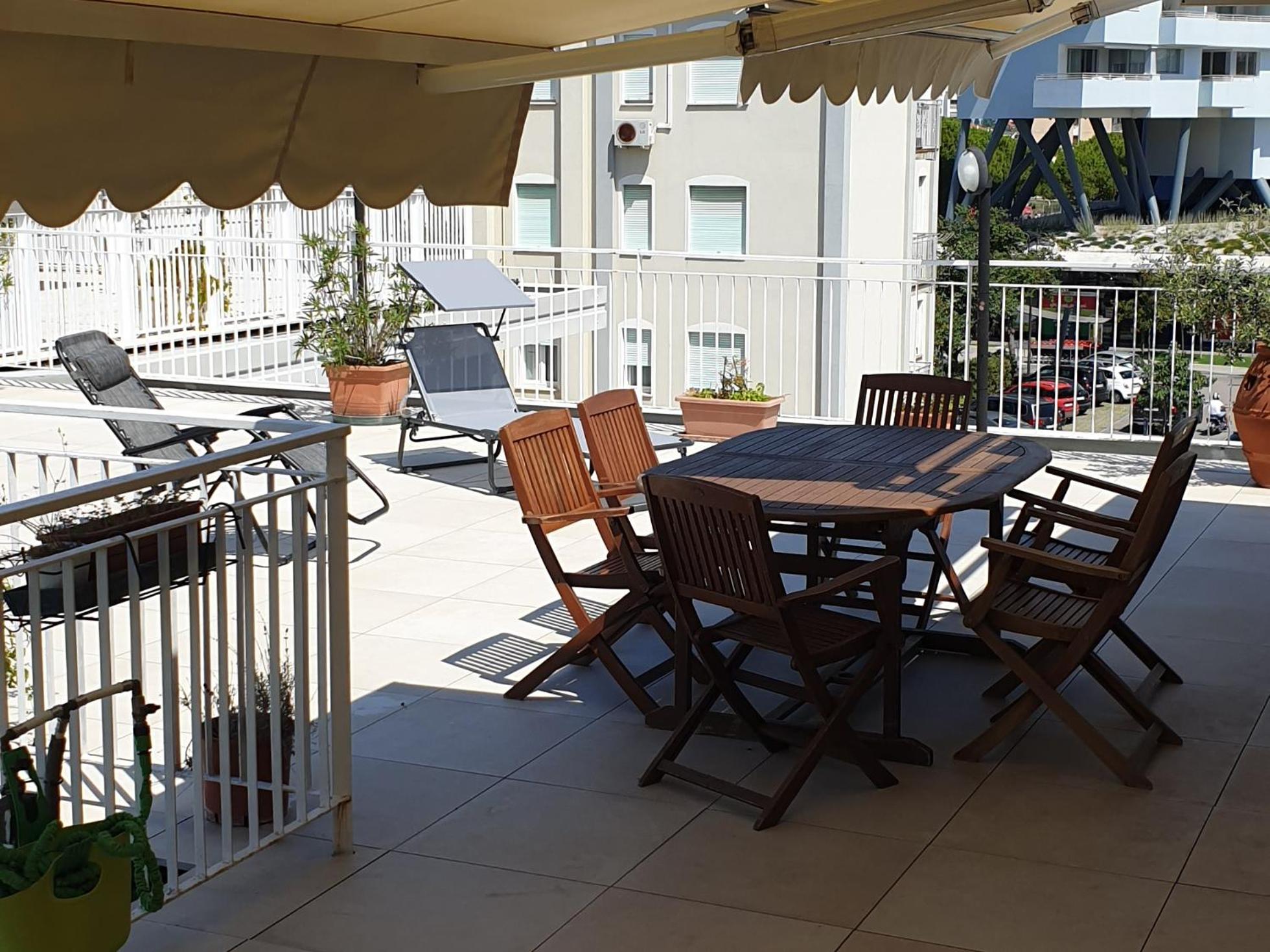 Attico Alghe Rosse Jesolo lido photo 2