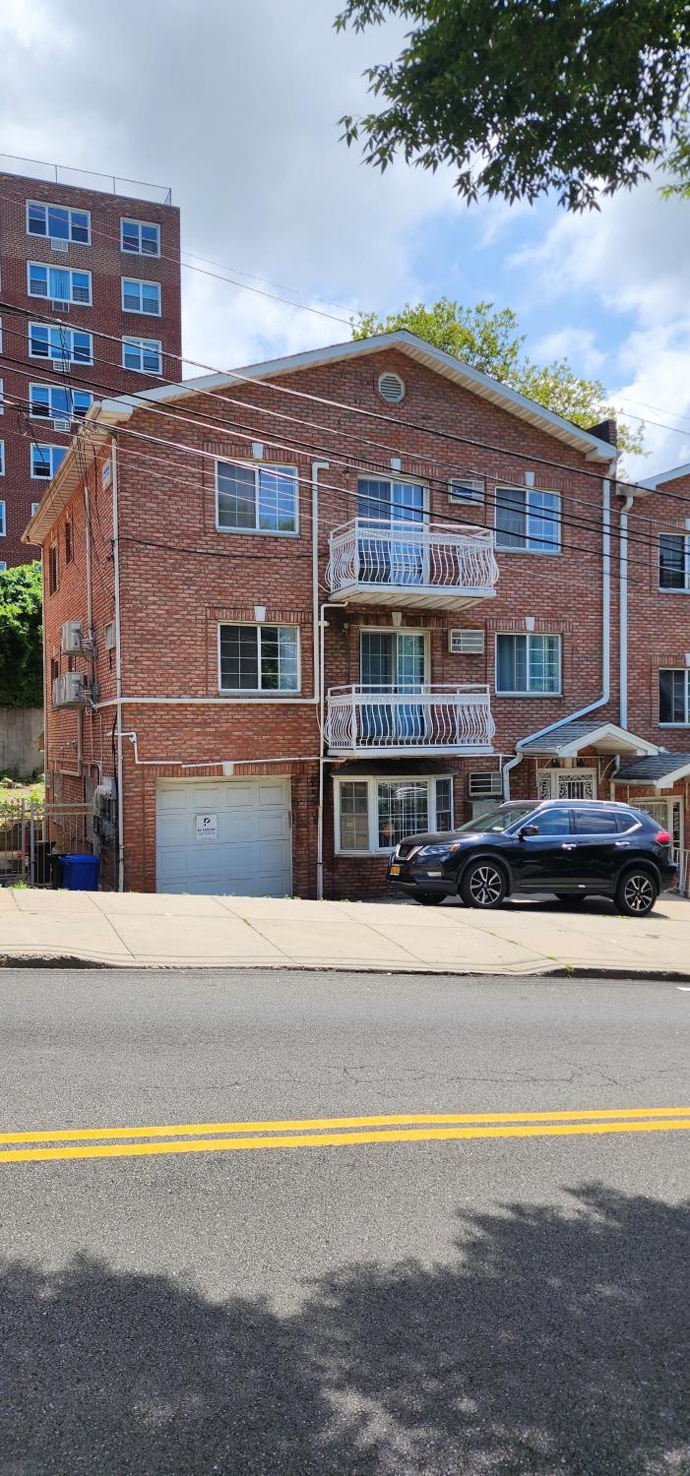 Modern Two Bedroom Apartment Jamaica Queens, NYC view 3