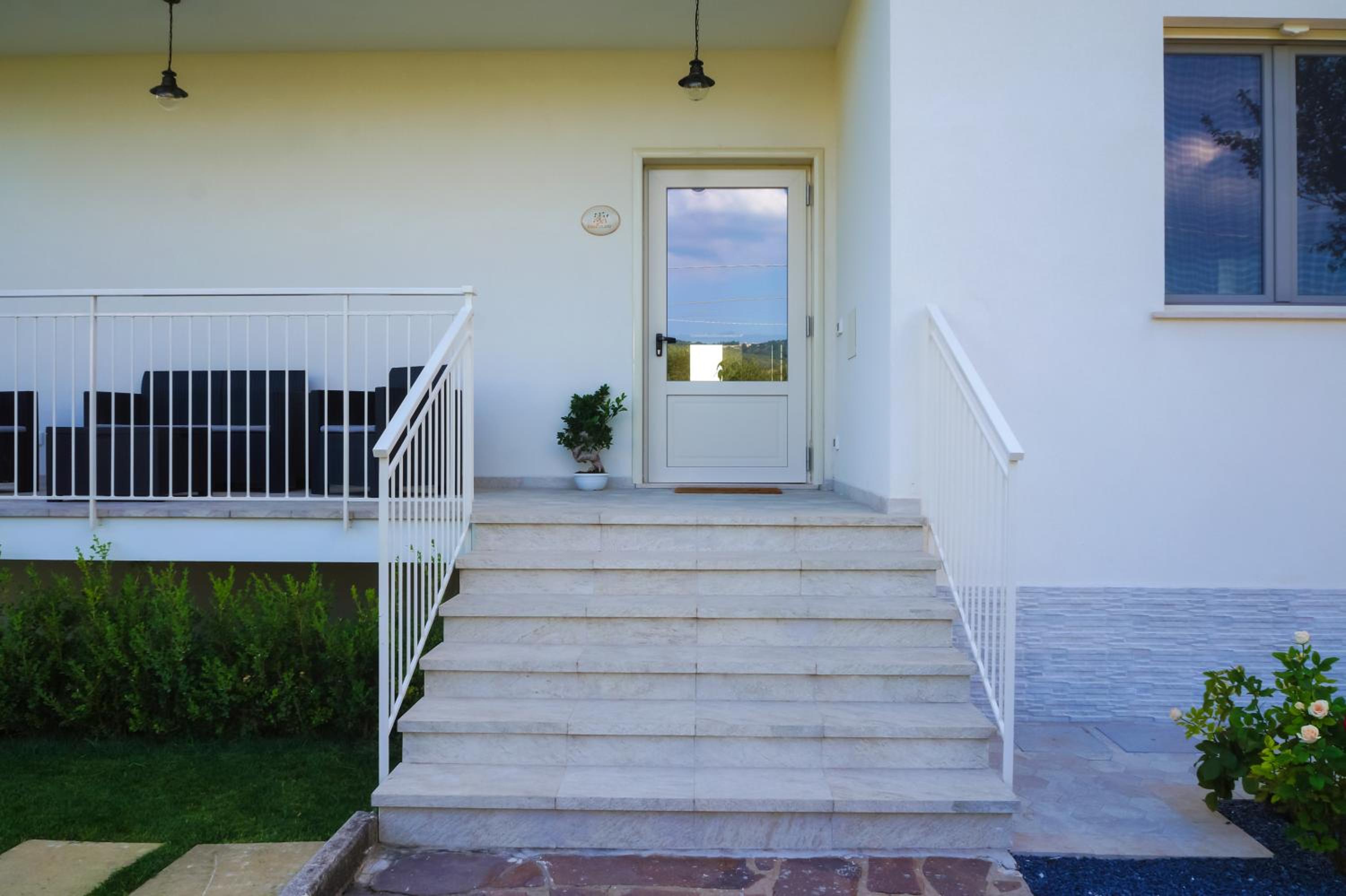 Biancolivo Country House view 5
