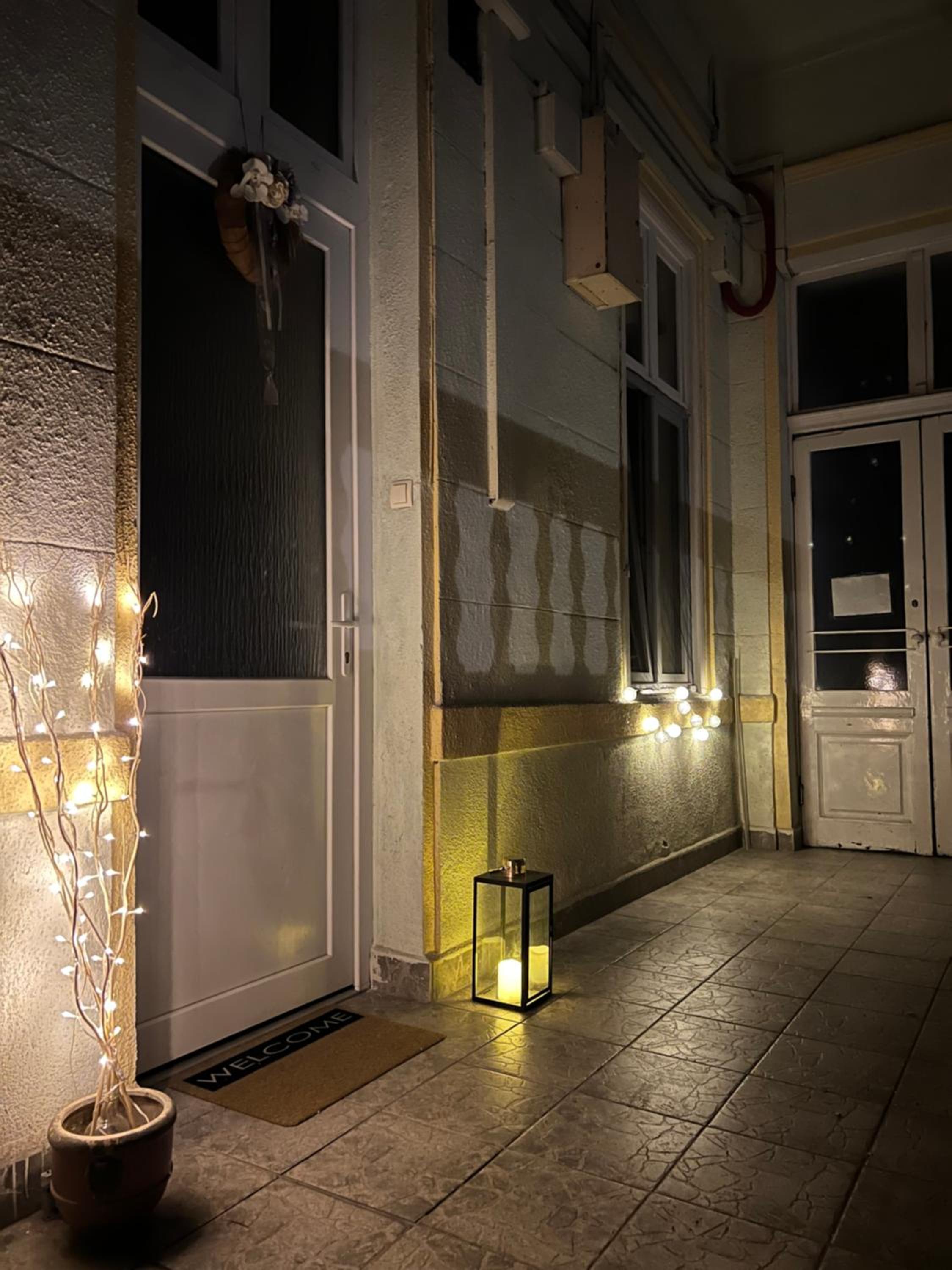 Ricky Apartment