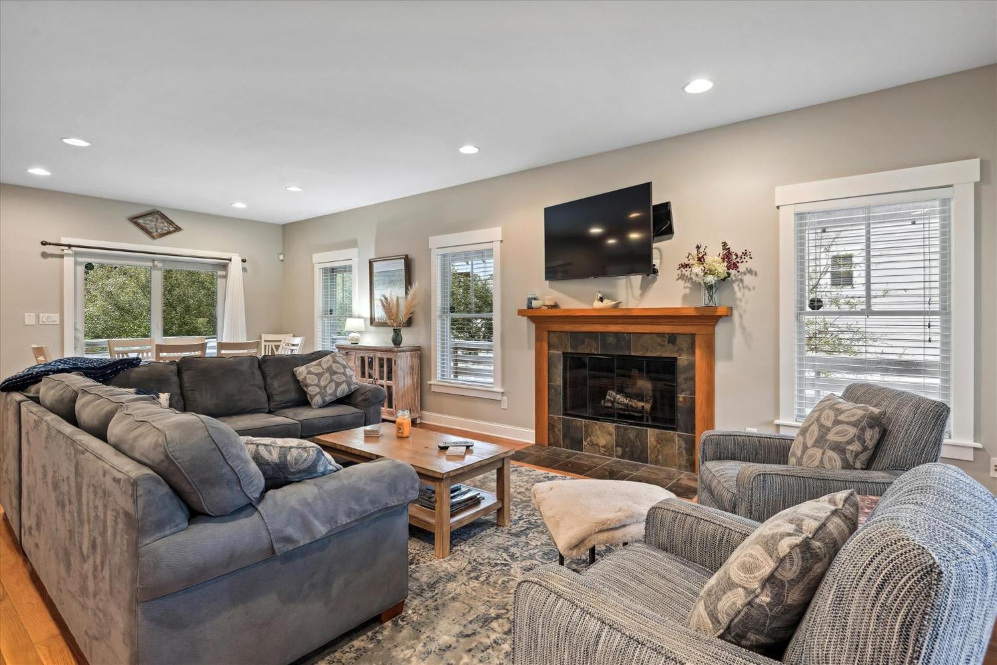 5456 - Bluewater Retreat by Resort Realty view 3