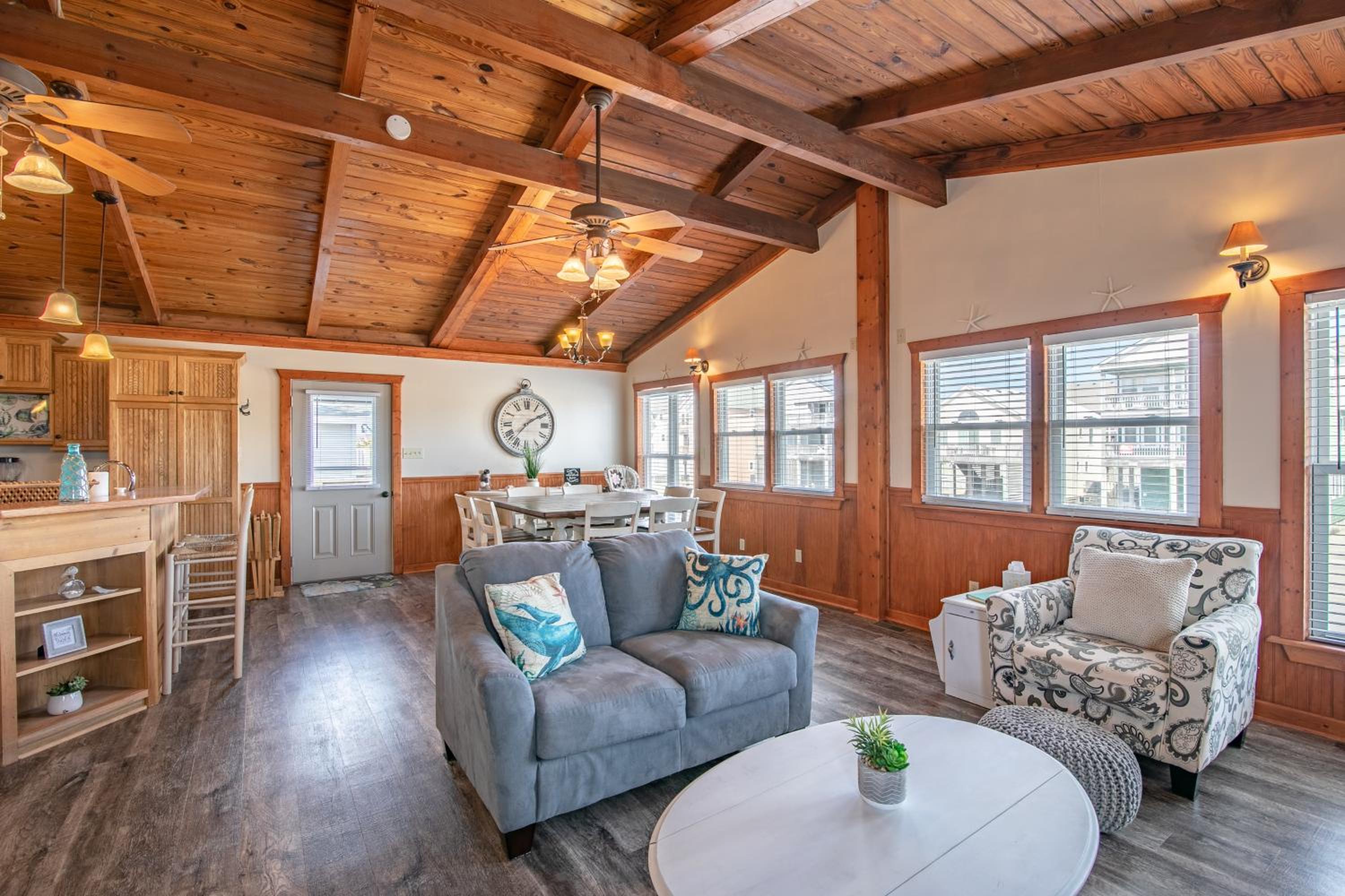 5377 - Memorial Blvd by Resort Realty view 3