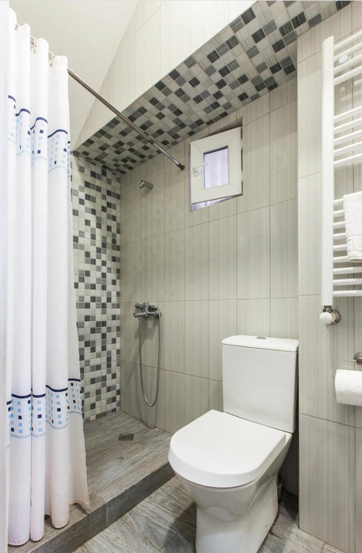 Apartment in the heart of old Tbilisi view 5