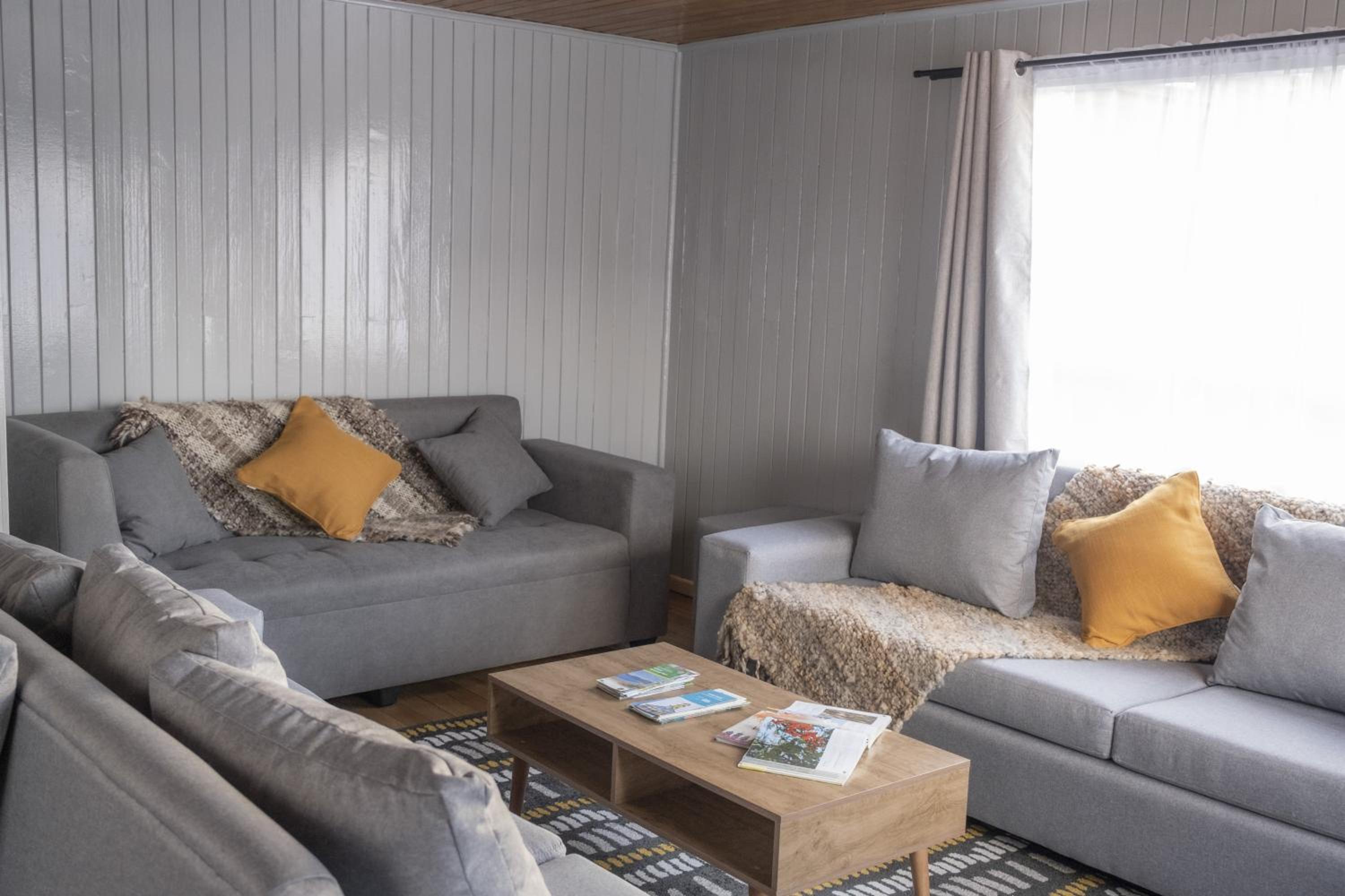 Refugio Ballena Hostel