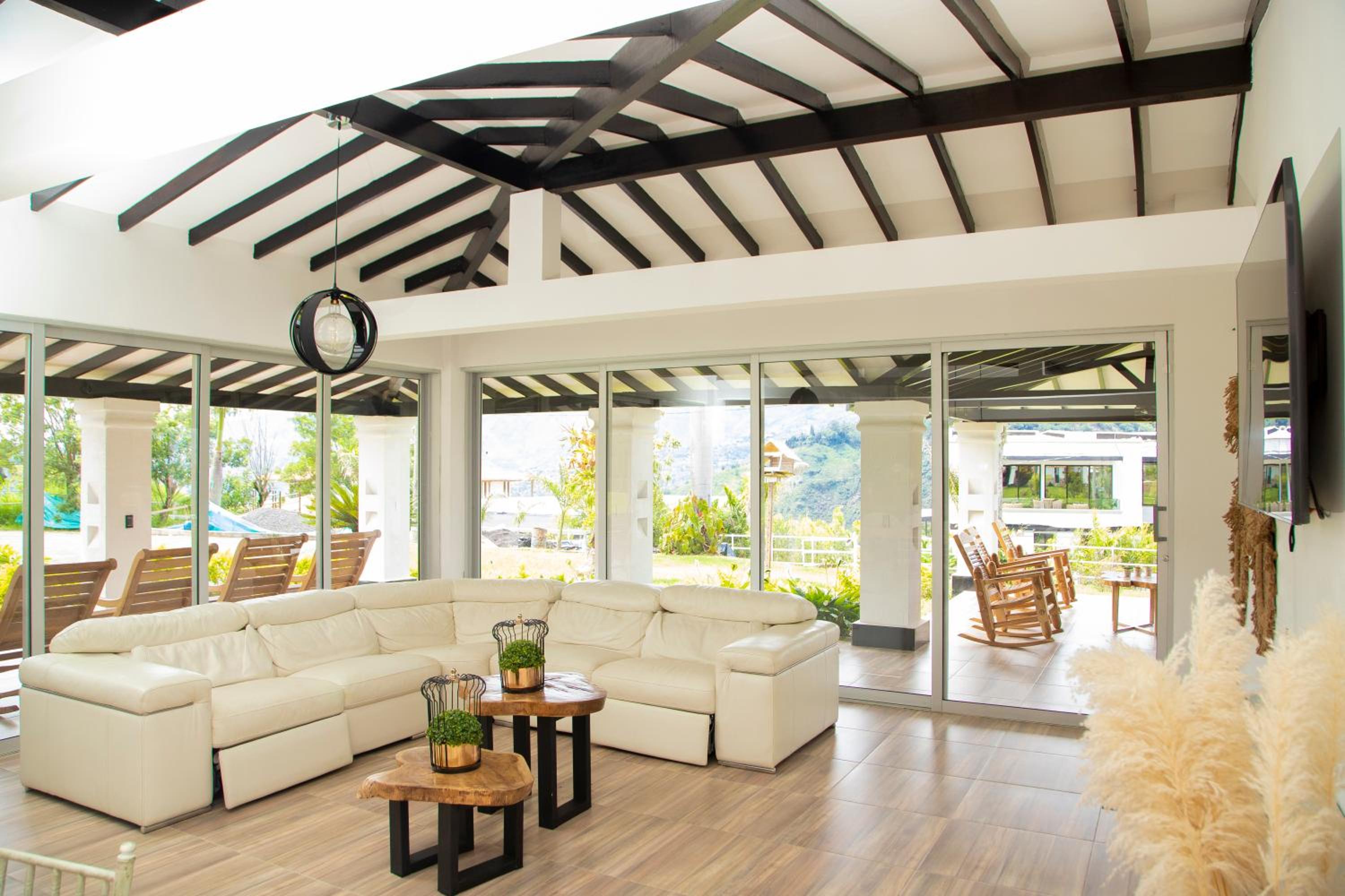 Espectacular Villa en Copacabana