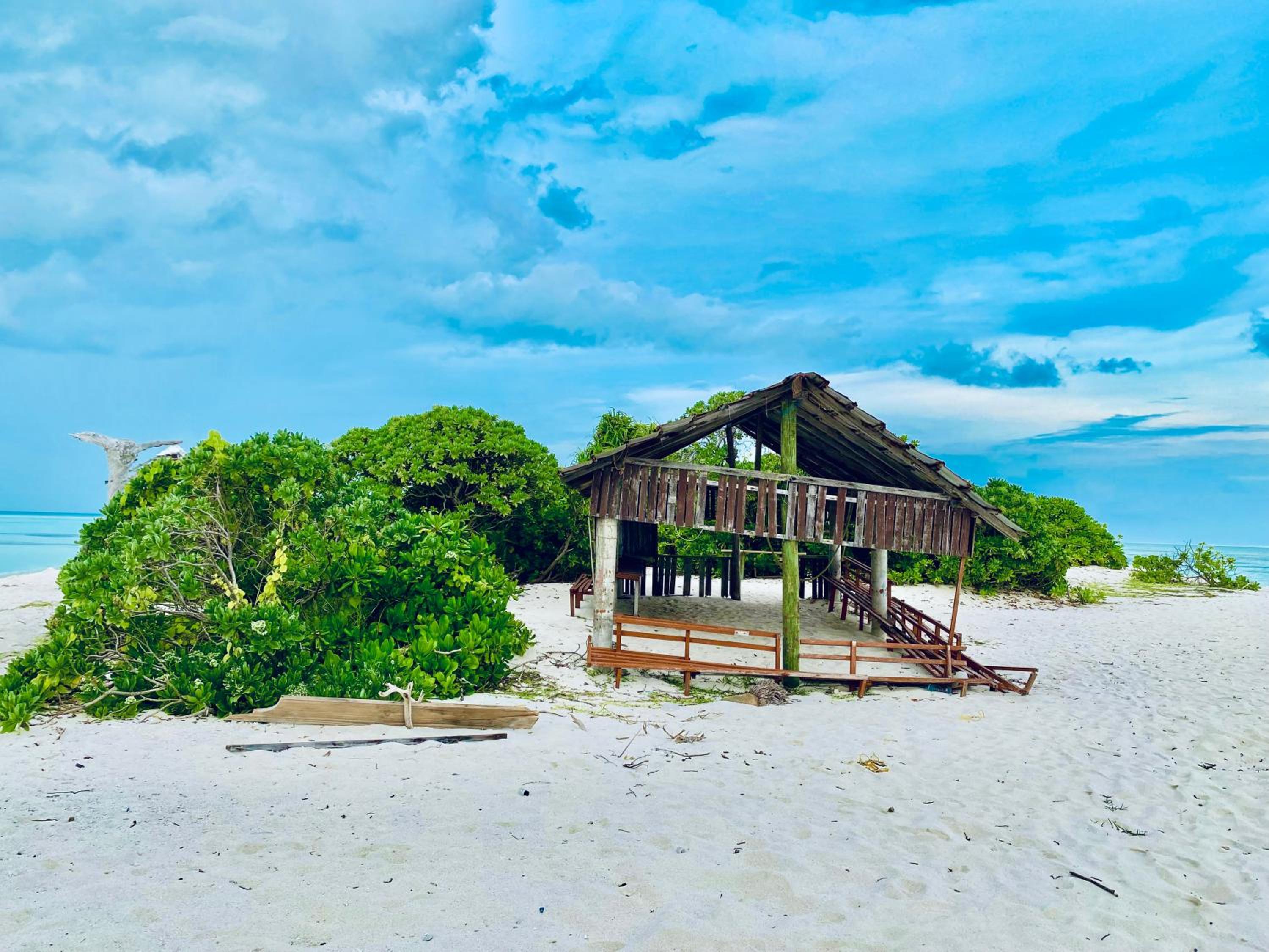 Oasis Village Fenfushi, Maldives